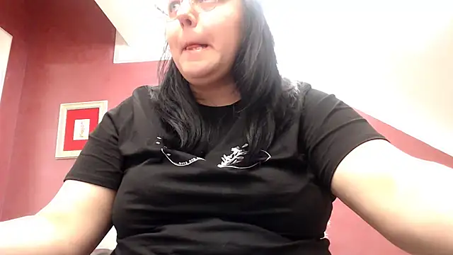 Wetandnaughtyxx online show from April 7, 2026, 5:19 am