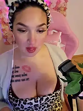 Jinyxx3 online show from February 13, 2025, 12:43 pm