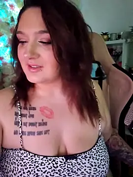 Jinyxx3 online show from October 12, 2025, 7:18 am