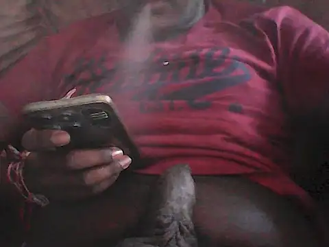 Snapshot of Puffzz chatting on June 11, 2026, 7:39 am Puffzz online show from June 11, 2026, 7:39 am