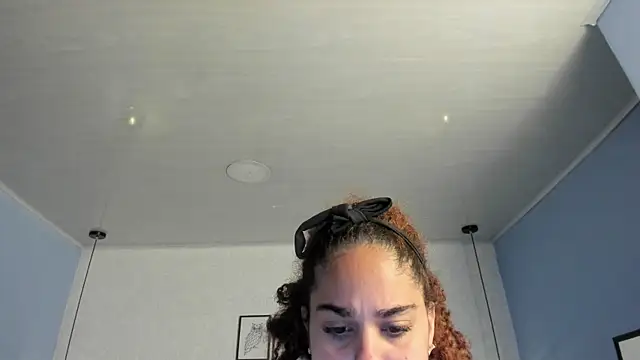 Snapshot of ninna_curly chatting on June 29, 2026, 9:26 am ninna curly online show from June 29, 2026, 9:26 am