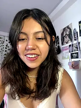 LiLy kIndly online show from November 23, 2025, 7:35 pm