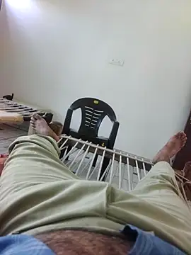 xmanrawan2 online show from September 12, 2025, 8:58 am