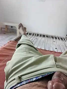 xmanrawan2 online show from October 13, 2025, 4:45 am