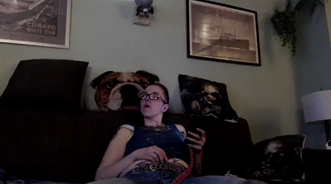 Astrid-Gilbert online show from March 1, 2025, 6:11 pm