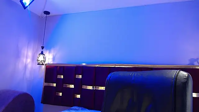 emily fox 3 online show from September 17, 2025, 3:41 am