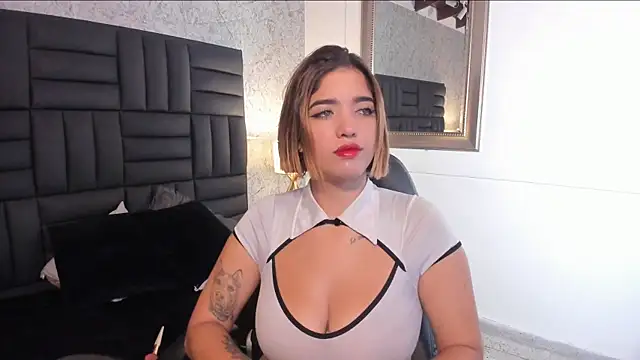 Hanna Vasquez online show from February 12, 2025, 8:40 pm