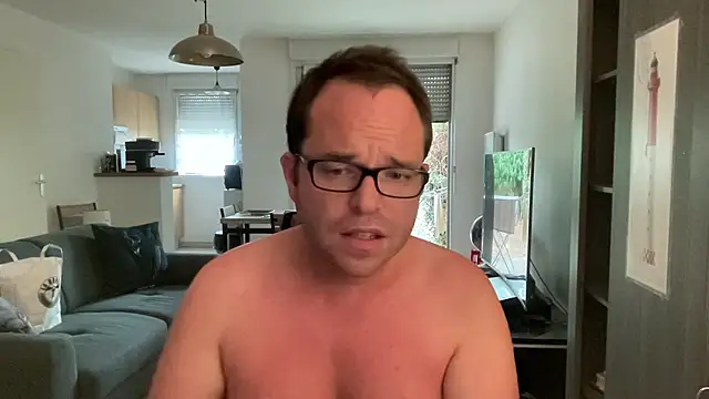 Snapshot of Funnyjul31 chatting on June 28, 2026, 4:57 pm Funnyjul31 online show from June 28, 2026, 4:57 pm