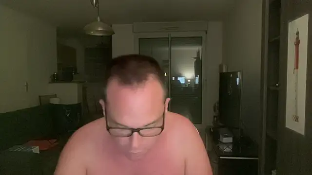 Snapshot of Funnyjul31 chatting on July 5, 2026, 2:35 pm Funnyjul31 online show from July 5, 2026, 2:35 pm