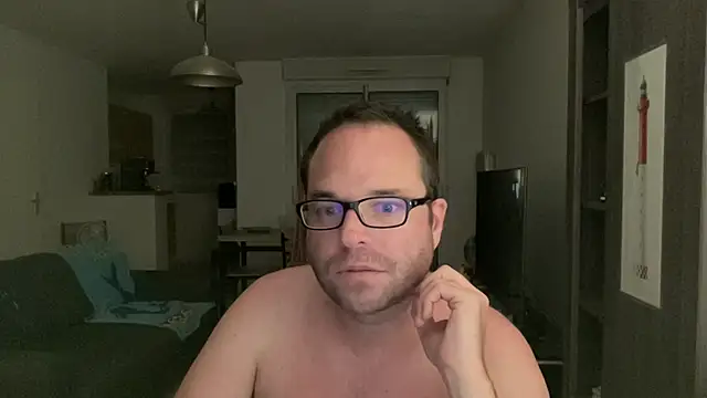 Snapshot of Funnyjul31 chatting on July 29, 2026, 4:16 pm Funnyjul31 online show from July 29, 2026, 4:16 pm
