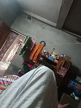 birds0641 online show from November 1, 2025, 9:00 am