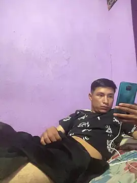 EduardoEspinoza12 online show from March 6, 2025, 5:35 am