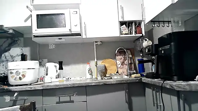 Misssweet s online show from February 4, 2026, 4:40 am