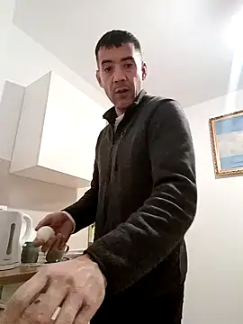 juanignacioargentino online show from February 3, 2025, 10:32 pm