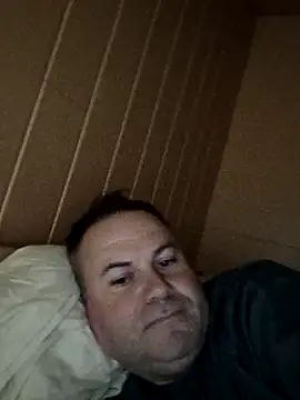 Pourleplasirs online show from November 5, 2025, 12:32 am