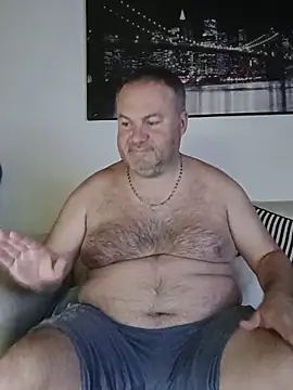 Snapshot of Pourleplasirs chatting on May 27, 2026, 12:35 pm Pourleplasirs online show from May 27, 2026, 12:35 pm