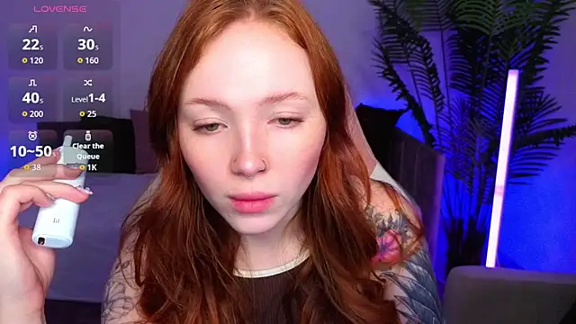 Maya Light online show from April 26, 2026, 1:47 am