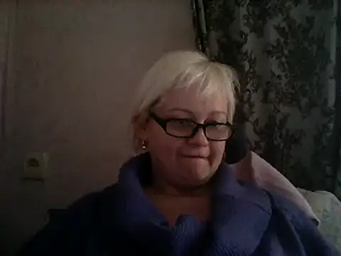 Snapshot of Mayya4321 chatting on February 2, 2025, 12:02 pm Mayya4321 online show from February 2, 2025, 12:02 pm