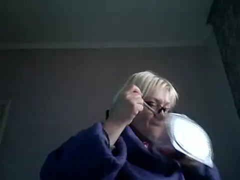 Snapshot of Mayya4321 chatting on March 18, 2025, 3:10 pm Mayya4321 online show from March 18, 2025, 3:10 pm