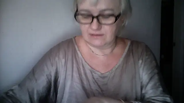 Snapshot of Mayya4321 chatting on October 9, 2025, 6:11 am Mayya4321 online show from October 9, 2025, 6:11 am