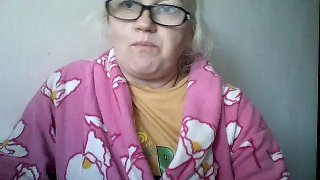 Snapshot of Mayya4321 chatting on October 26, 2025, 7:25 am Mayya4321 online show from October 26, 2025, 7:25 am