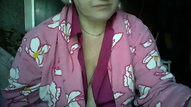 Snapshot of Mayya4321 chatting on January 14, 2026, 1:28 pm Mayya4321 online show from January 14, 2026, 1:28 pm