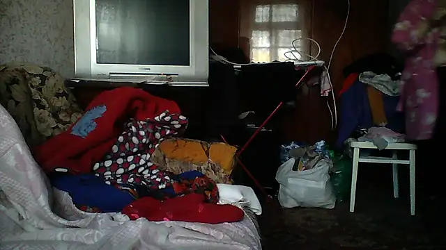 Snapshot of Mayya4321 chatting on January 15, 2026, 12:43 pm Mayya4321 online show from January 15, 2026, 12:43 pm