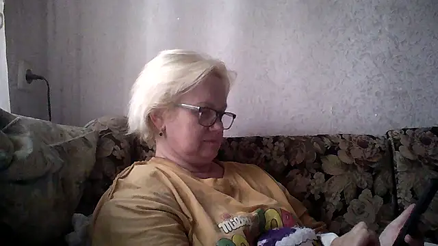 Mayya4321 online show from June 2, 2026, 12:40 pm