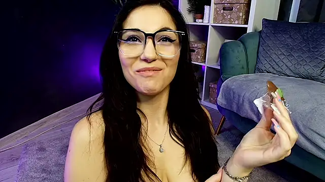 Deea Vibe Me online show from March 13, 2025, 8:04 am