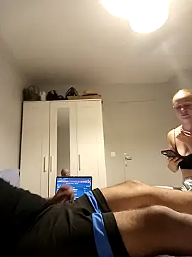 Snapshot of Varonin_123 chatting on September 16, 2025, 7:15 pm Varonin 123 online show from September 16, 2025, 7:15 pm