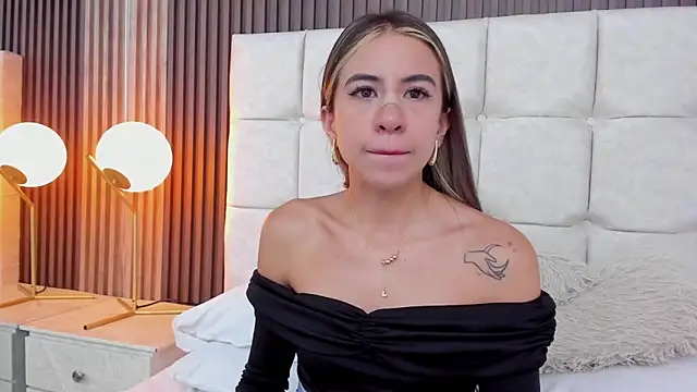 Ariana greenblat online show from April 8, 2026, 11:10 am