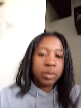 Zaira Rose  online show from October 14, 2025, 12:50 pm