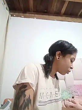 Snapshot of Zaira_Rose_ chatting on June 17, 2026, 11:27 pm Zaira Rose online show from June 17, 2026, 11:27 pm