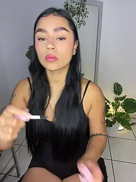 meli ortiz  online show from July 17, 2026, 2:02 pm