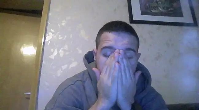 Snapshot of Drag_Queen chatting on February 28, 2025, 2:20 pm Drag Queen online show from February 28, 2025, 2:20 pm