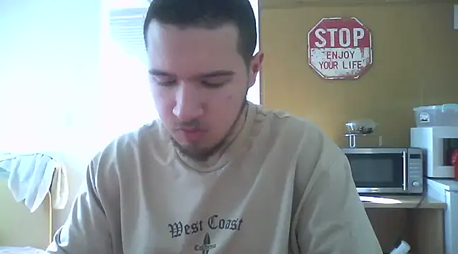 Snapshot of Drag_Queen chatting on March 10, 2025, 7:21 am Drag Queen online show from March 10, 2025, 7:21 am