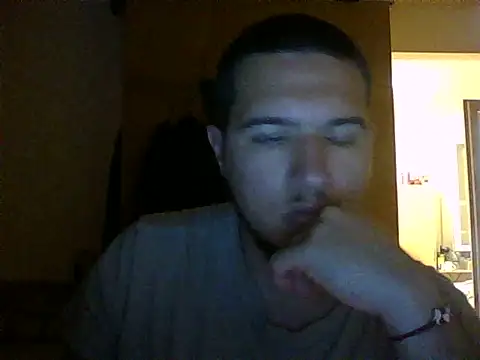Snapshot of Drag_Queen chatting on June 7, 2026, 7:28 pm Drag Queen online show from June 7, 2026, 7:28 pm