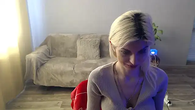 SexyBeatriice online show from March 12, 2026, 7:25 am