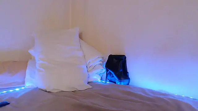 Snapshot of AliceFeet chatting on July 21, 2026, 1:57 pm AliceFeet online show from July 21, 2026, 1:57 pm