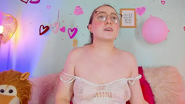 Snapshot of julietha_bianco_ chatting on February 18, 2025, 3:21 pm julietha bianco  online show from February 18, 2025, 3:21 pm