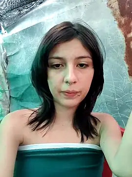 Maiden-Hot online show from February 17, 2025, 7:53 pm