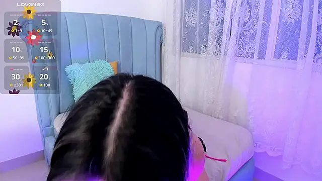 Snapshot of BlondieCutee chatting on November 10, 2025, 2:49 pm BlondieCutee online show from November 10, 2025, 2:49 pm