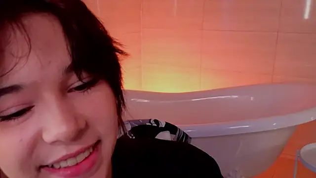 Hotary Yuko online show from June 2, 2026, 3:08 am