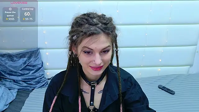 Snapshot of AnTikaMy chatting on March 7, 2025, 9:18 am AnTikaMy online show from March 7, 2025, 9:18 am