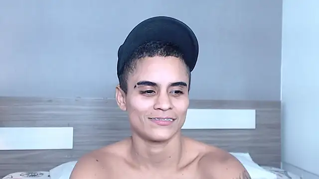 Liiamthompson online show from October 3, 2025, 11:35 pm