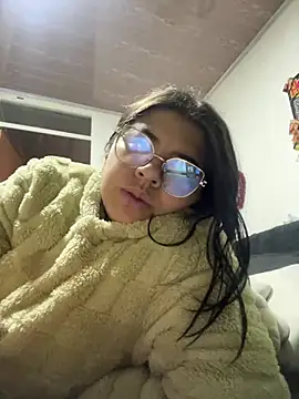 viccky vick online show from March 19, 2025, 11:25 pm