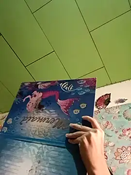 Little Saori online show from February 14, 2025, 1:13 am