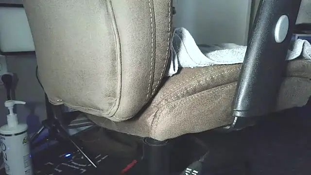 stubbydick3 online show from February 24, 2025, 2:26 pm