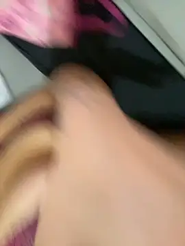 Snapshot of kerciasant chatting on February 13, 2025, 3:35 pm kerciasant online show from February 13, 2025, 3:35 pm