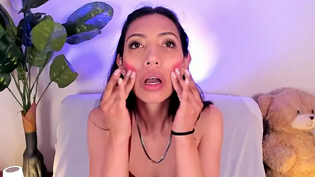 Snapshot of Miss_veronicaa2 chatting on April 22, 2026, 1:12 pm Miss veronicaa2 online show from April 22, 2026, 1:12 pm